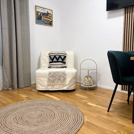 Jasminn Apartments Prag Exterior foto