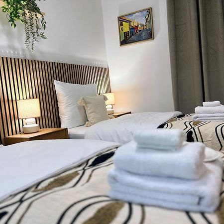 Jasminn Apartments Prag Exterior foto